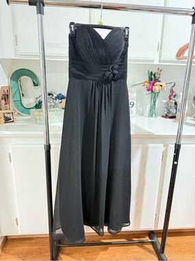 May Queen Black Strapless Chiffon Evening Gown
